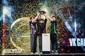 今年会jinnianhui 飞机起降游戏小程序叫什么